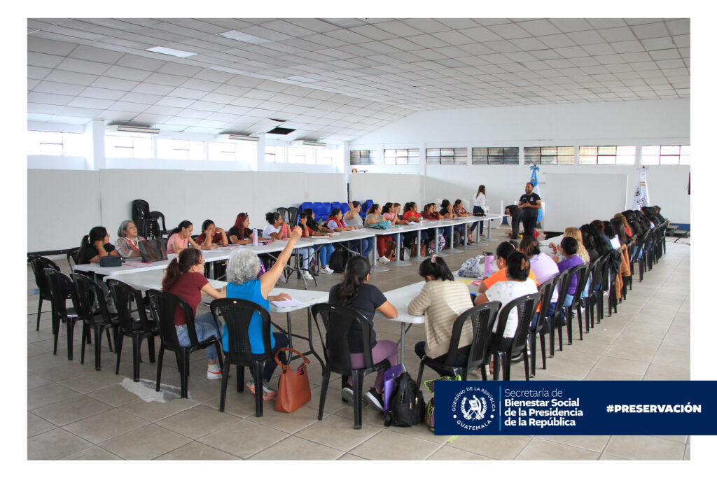 Taller de primeros auxilios del diplomado para niñeras (3)