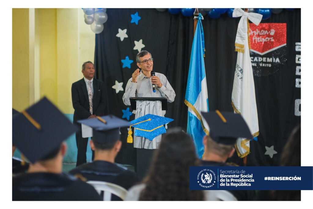 SBS - Reinserción - CER 1 - Graduación Acadecime del Éxito - 18