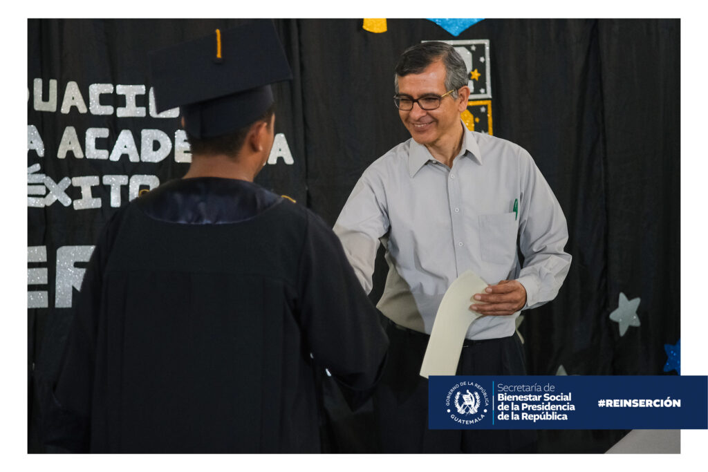 SBS - Reinserción - CER 1 - Graduación Acadecime del Éxito - 26