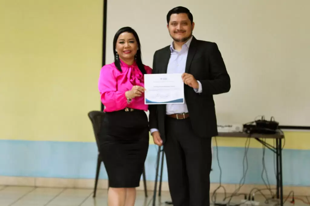 Clausura Tercera Cohorte Promotores del Cuidado de Niñas, Niños y Adolescentes (12)