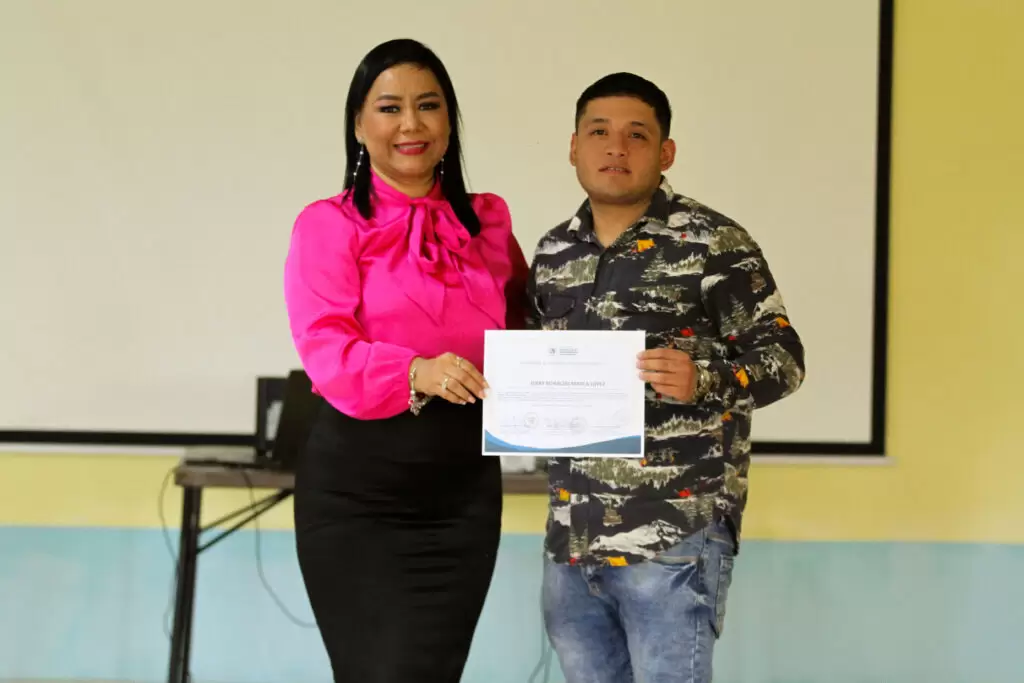 Clausura Tercera Cohorte Promotores del Cuidado de Niñas, Niños y Adolescentes (27)