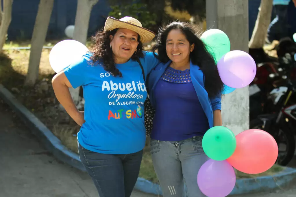 Caminata CCO por el Día Mundial de Concienciación sobre el Autismo (15)