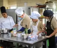 Formación culinaria fortalece habilidades técnicas en adolescentes del CCO 