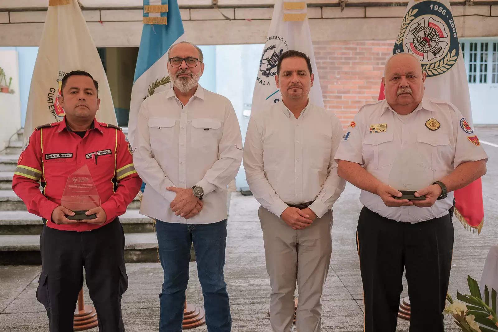 SBS - Reinserción - Reconocimiento a Cuerpo de Bomberos - 44 SBS - Reinserción - Reconocimiento a Cuerpo de Bomberos - 44