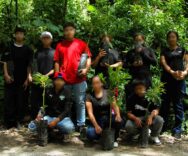 Graduandos del CEEX reforestan y conectan con la naturaleza