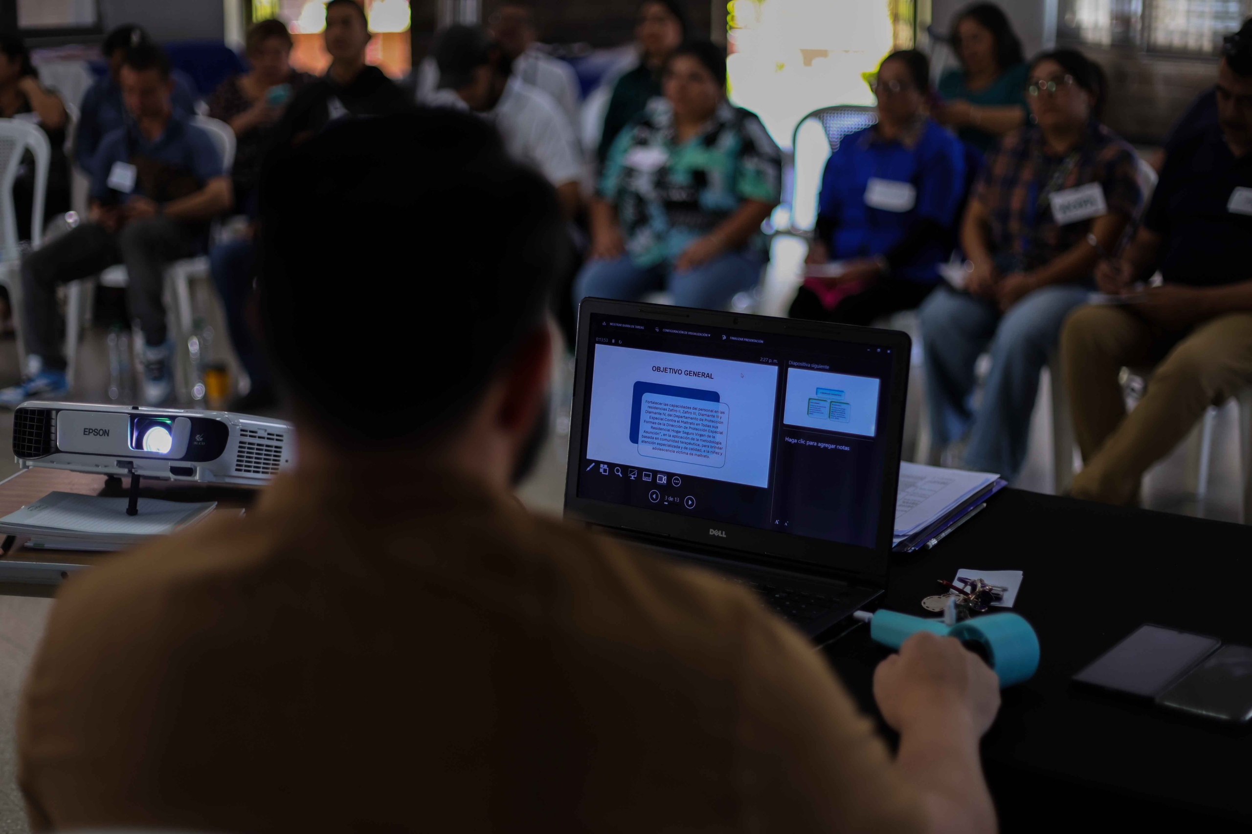 CAPACITACION-PERSONAL-PROTECCION-11.webp