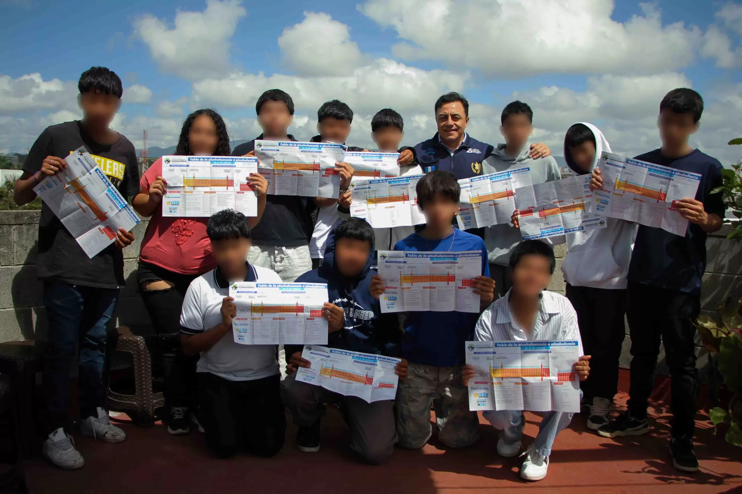 Adolescentes de MAIJU reciben primera charla sobre prevención de consumo de drogas