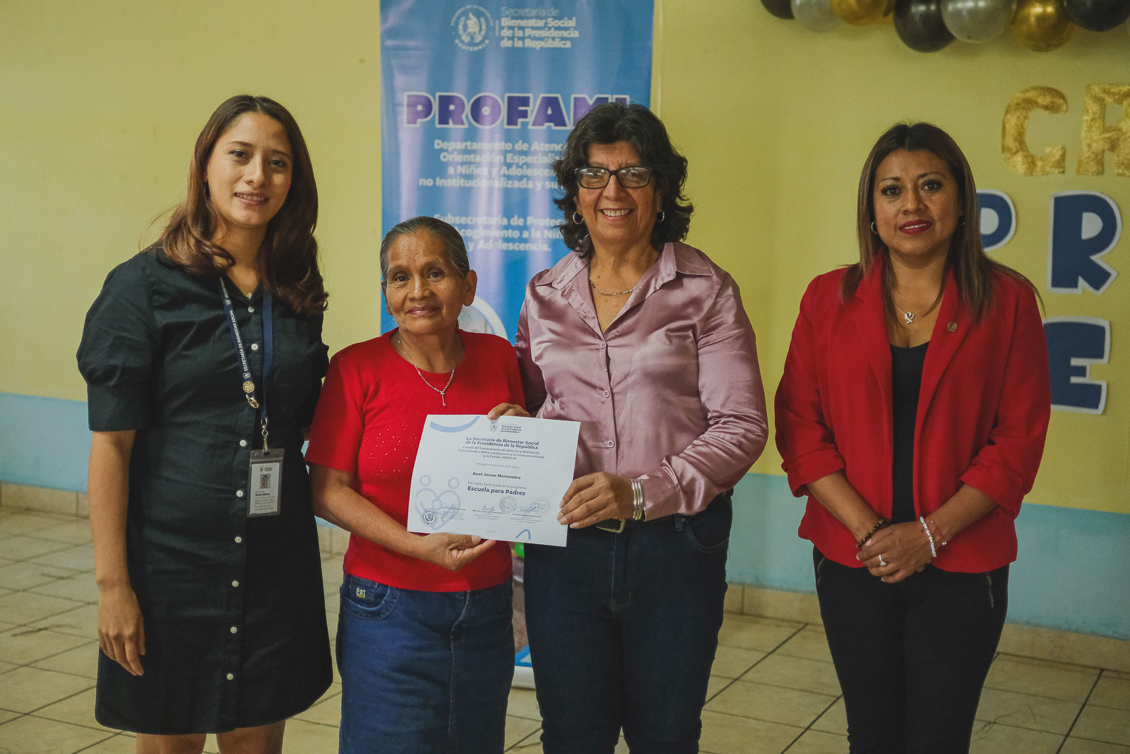 SBS - Protección - PROFAMI - Graduación Escuela para Padres - 58 SBS - Protección - PROFAMI - Graduación Escuela para Padres - 58