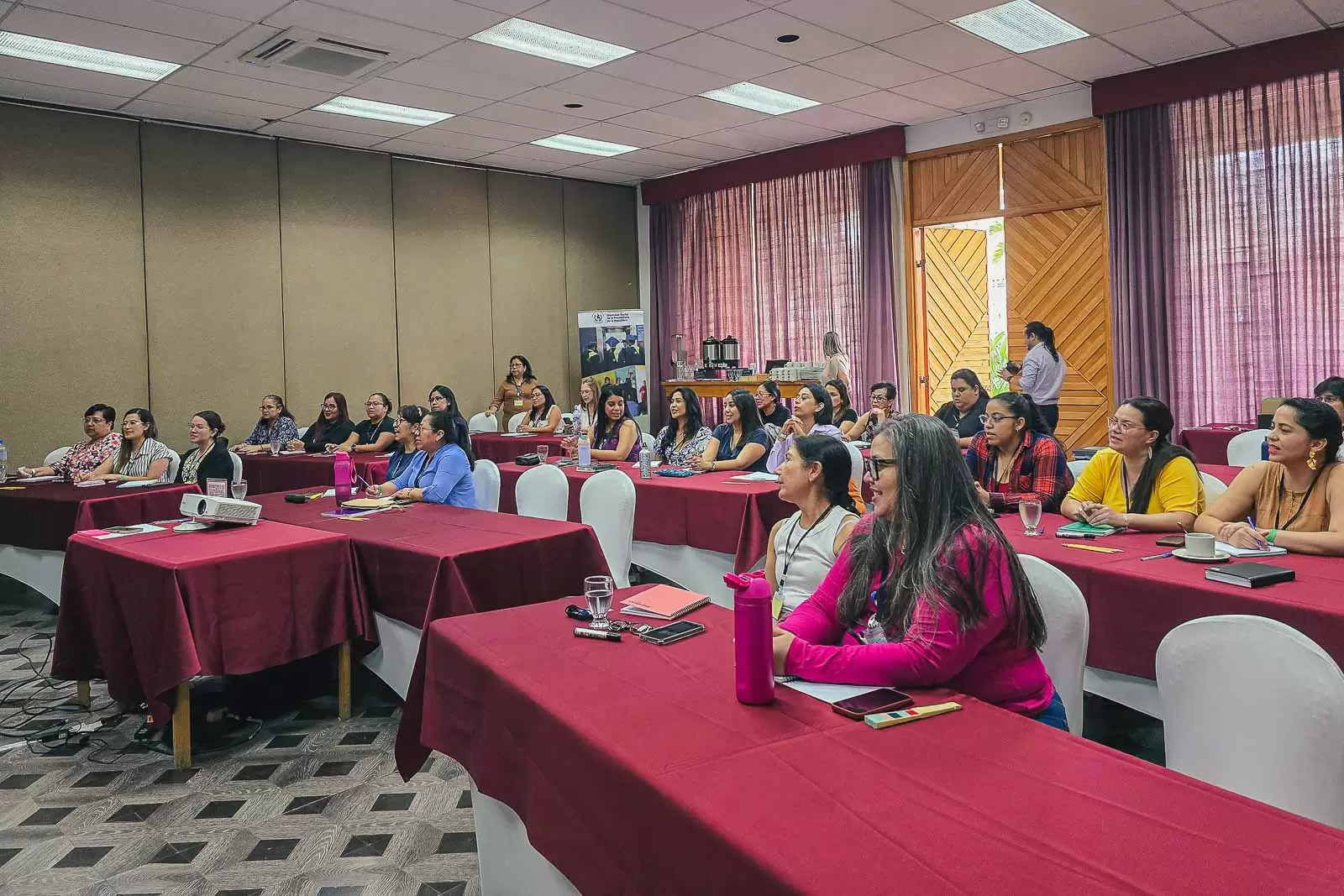 SBS - Unidad de Género - Taller grupo de apoyo para mujeres - 6 SBS - Unidad de Género - Taller grupo de apoyo para mujeres - 6