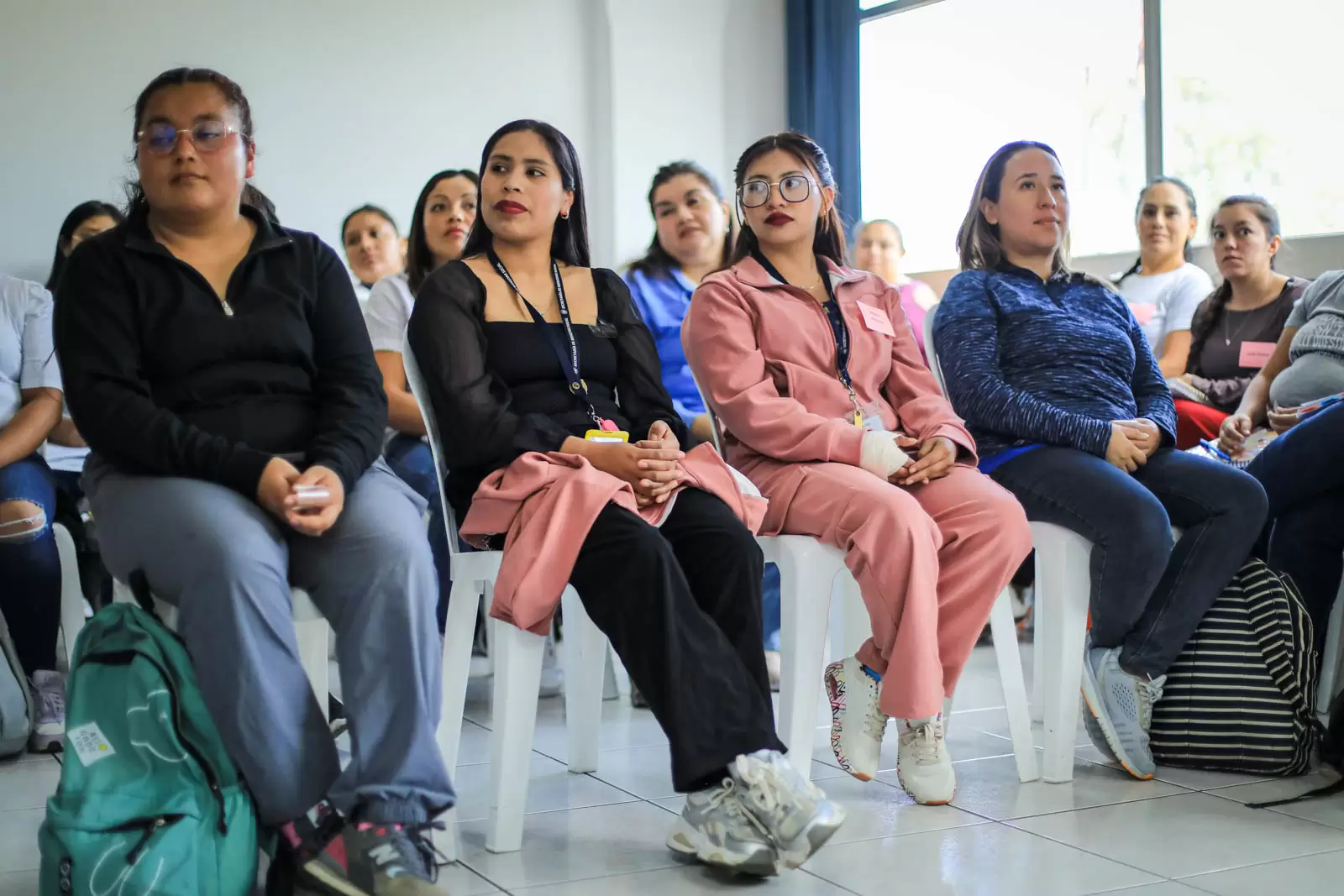 1 Niñeras - Diplomado (6) 1 Niñeras - Diplomado (6)
