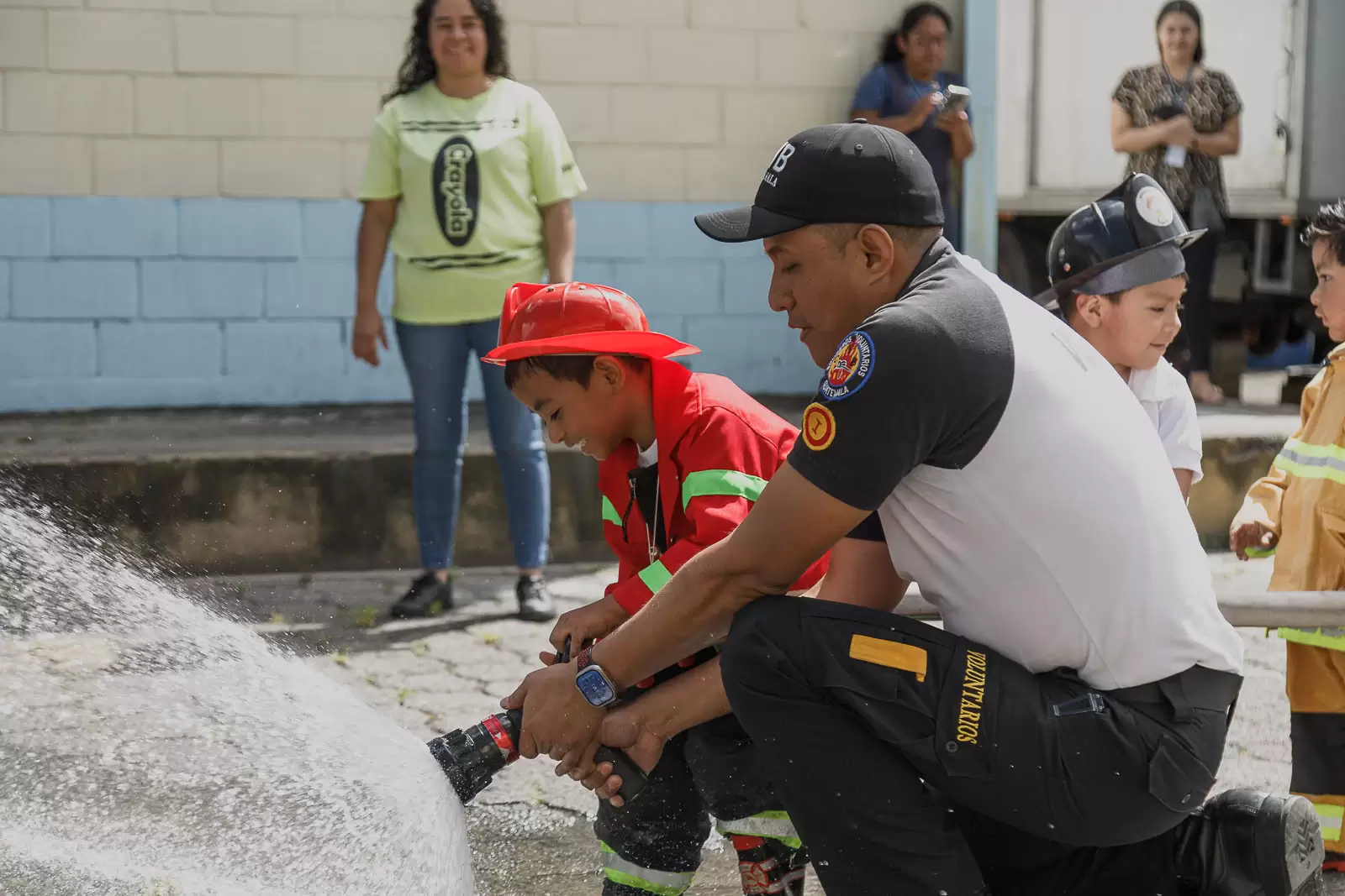 SBS - Centras - Guadería infantil Central - Visita Bomberos Voluntarios - 26