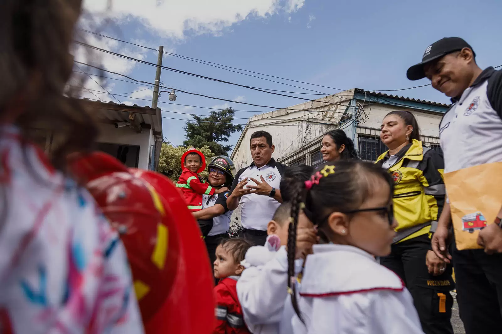 SBS - Centras - Guadería infantil Central - Visita Bomberos Voluntarios - 38