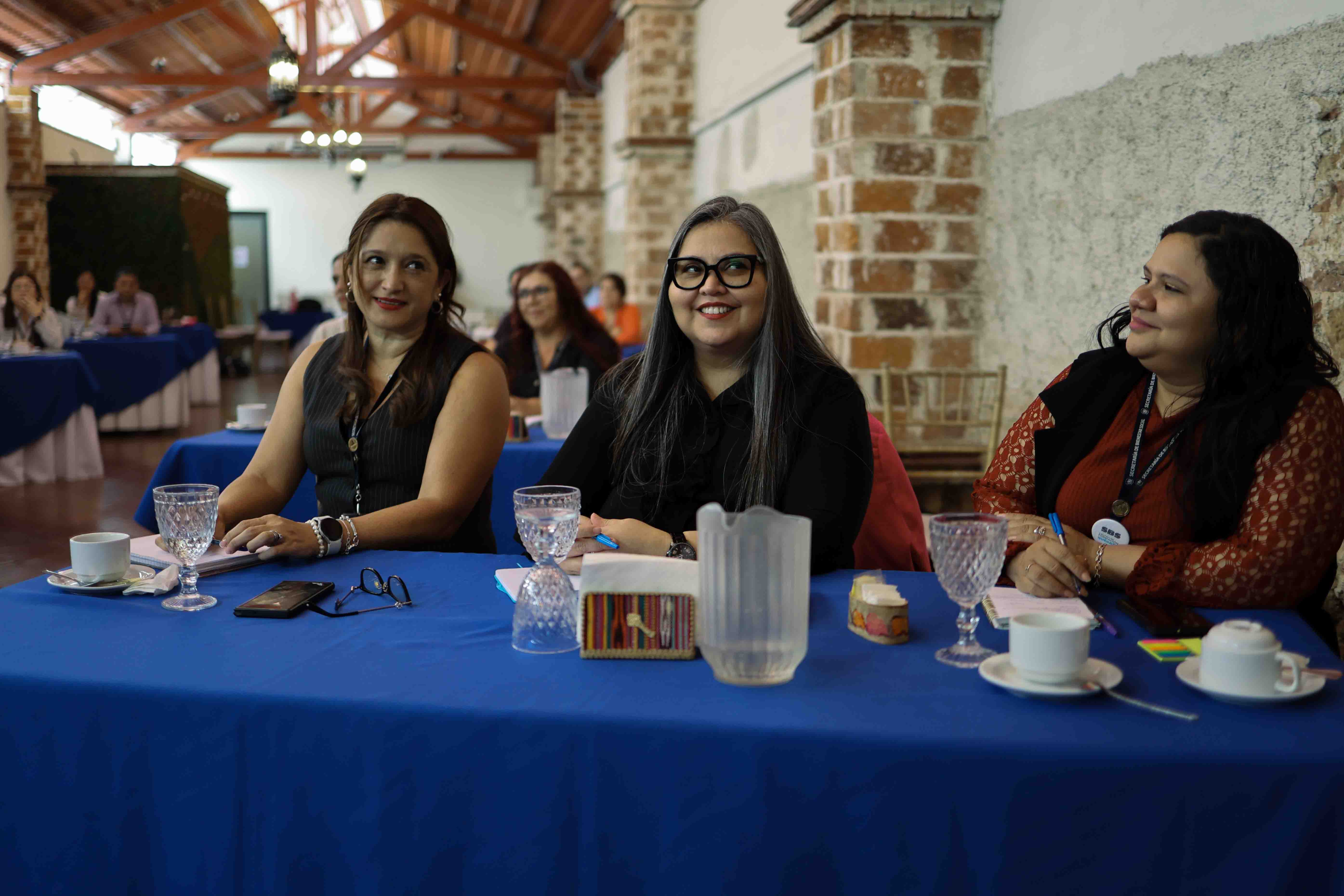 CAPACITACIÓN UNIDAD DE GÉNERO A EQUIPOS DE PROTECCIÓN (1)