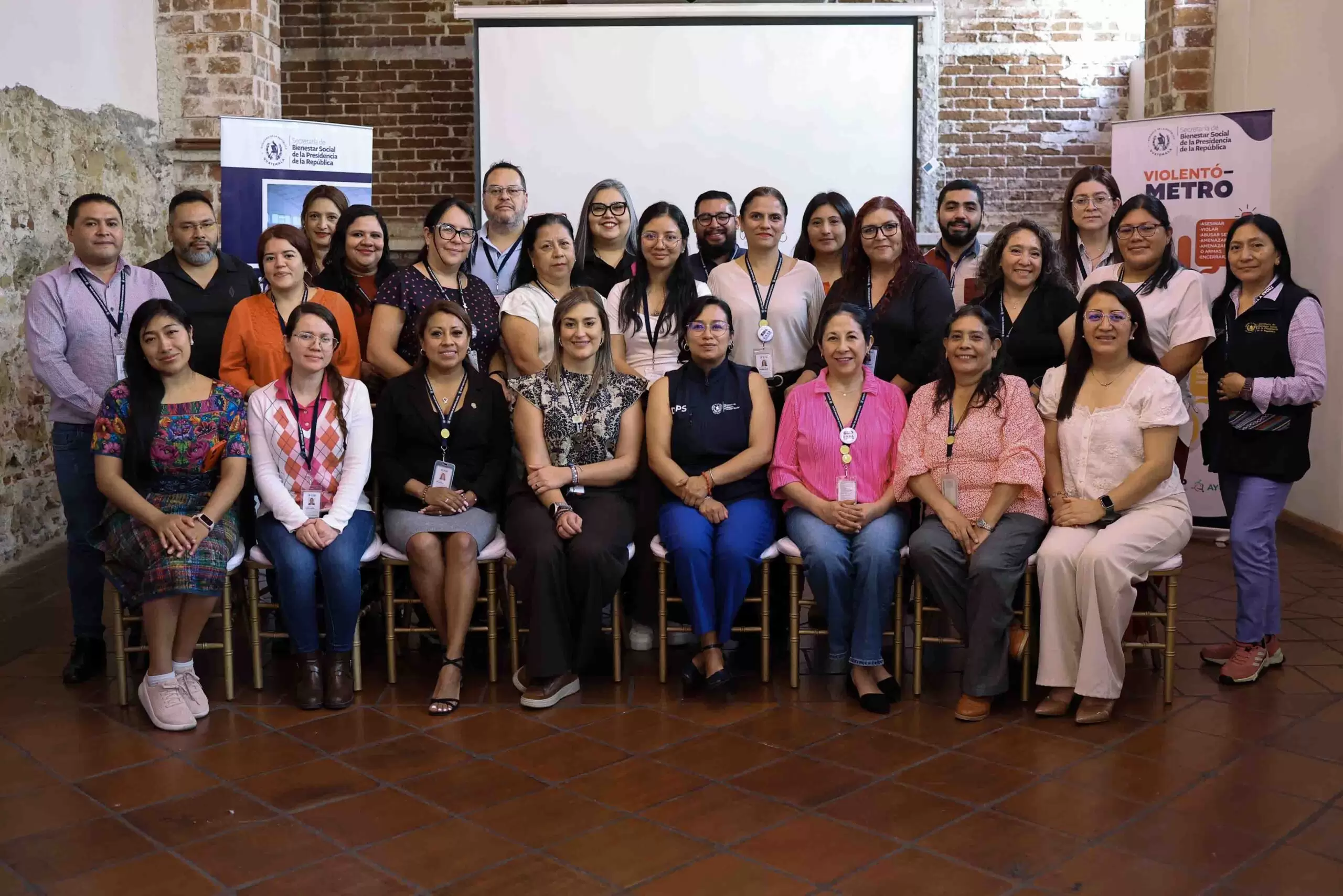CAPACITACIÓN UNIDAD DE GÉNERO A EQUIPOS DE PROTECCIÓN (14)