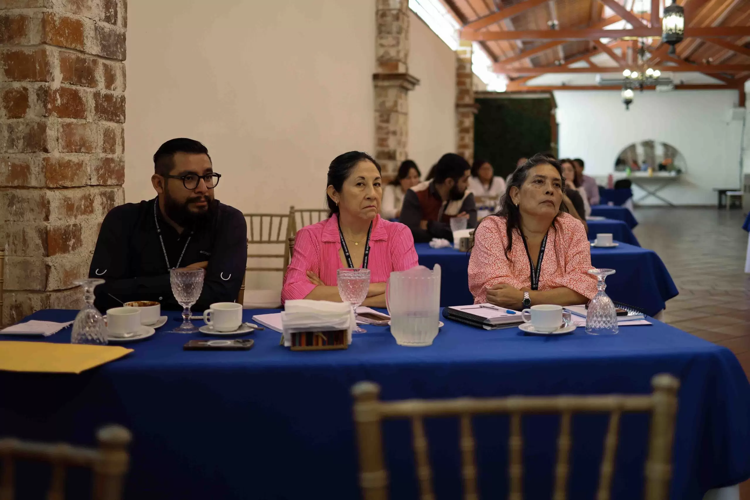 CAPACITACIÓN UNIDAD DE GÉNERO A EQUIPOS DE PROTECCIÓN (2)