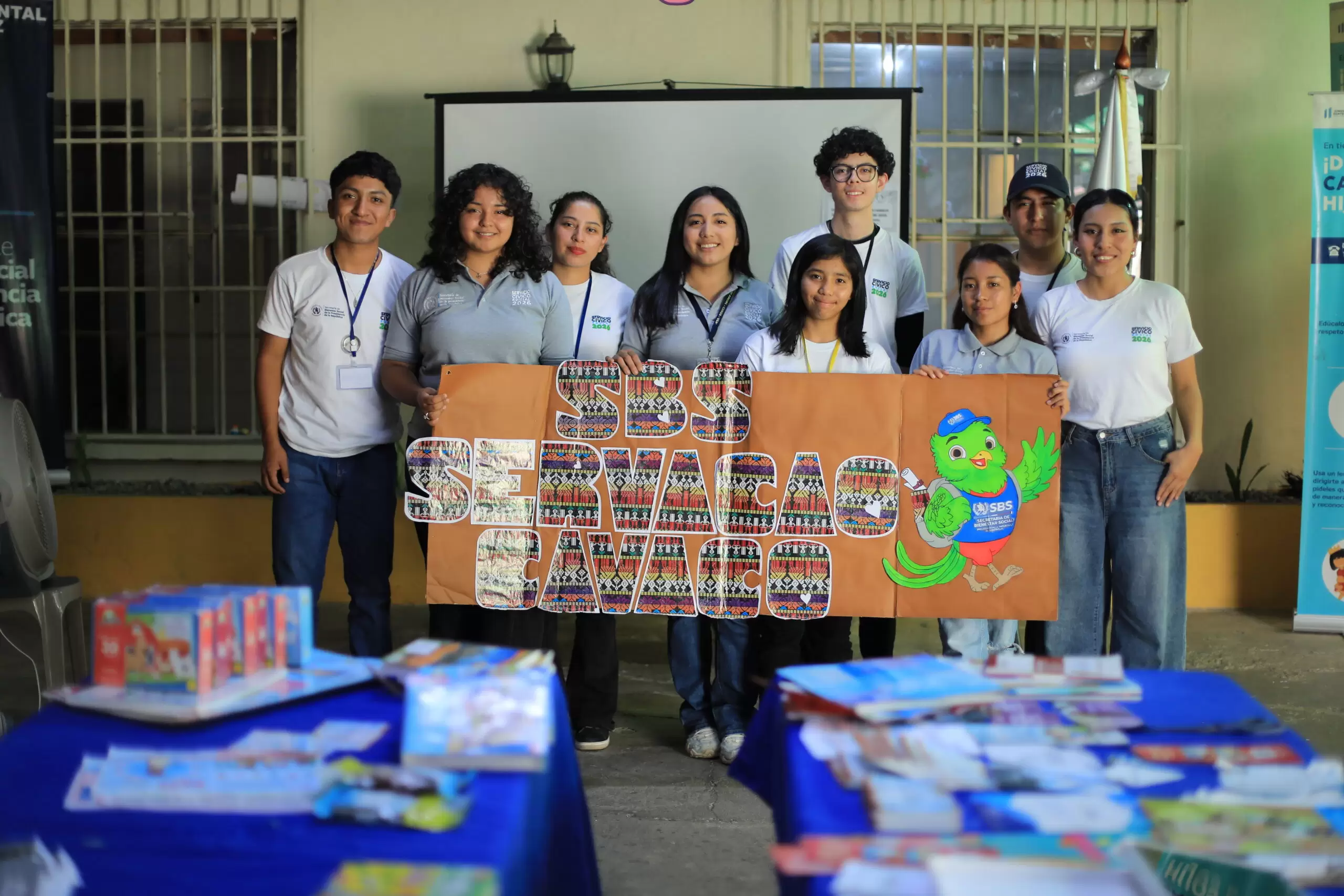 Jóvenes deciden ser servidores cívicos para dejar algo positivo en Alta Verapaz