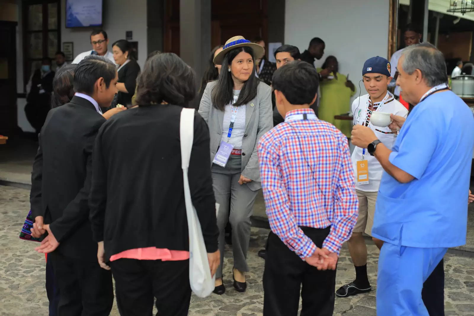 2 - 100 REUNION IIN SBS (3)