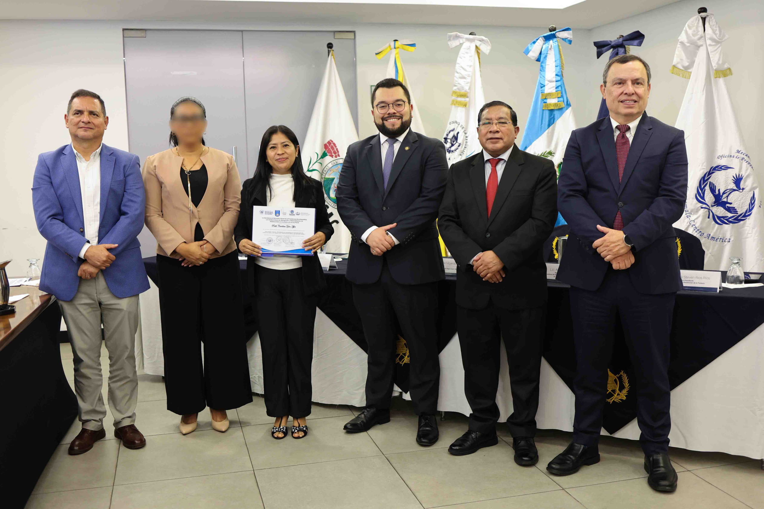 GRADUACIÓN PROFESIONALES REINSERCIÓN (31) GRADUACIÓN PROFESIONALES REINSERCIÓN (31)