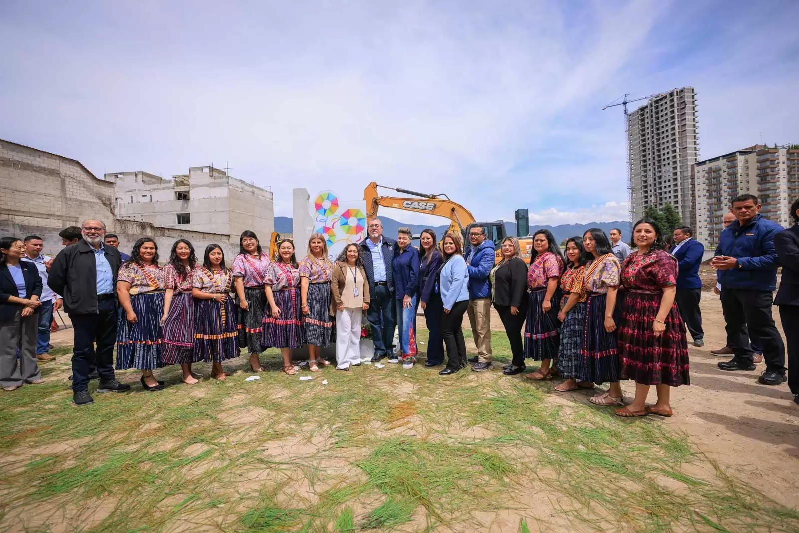 Puesta de la primera piedra Nidia Martinez Quetzaltenango No.85