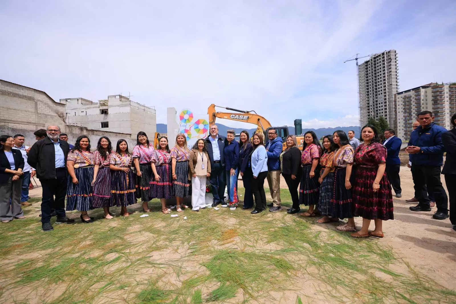 Puesta de la primera piedra Nidia Martinez Quetzaltenango No.86