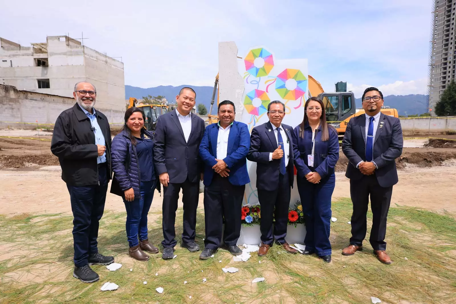 Puesta de la primera piedra Nidia Martinez Quetzaltenango No.87