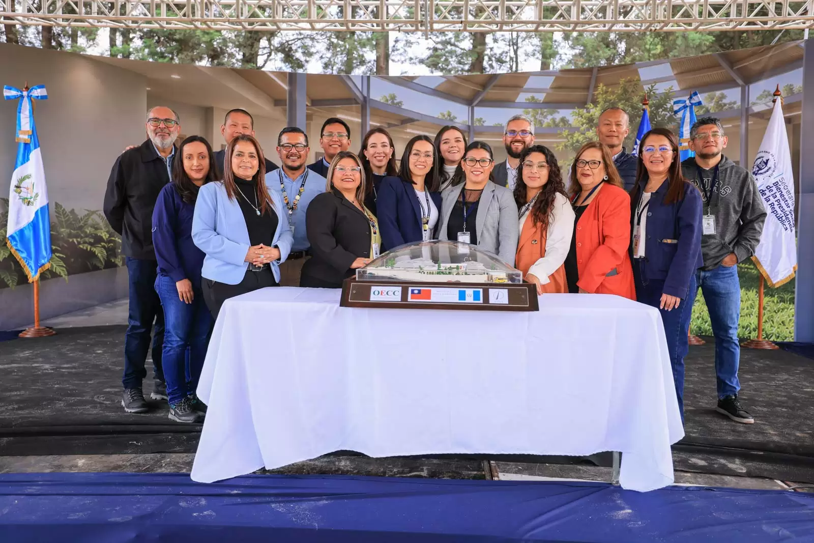Puesta de la primera piedra Nidia Martinez Quetzaltenango No.90