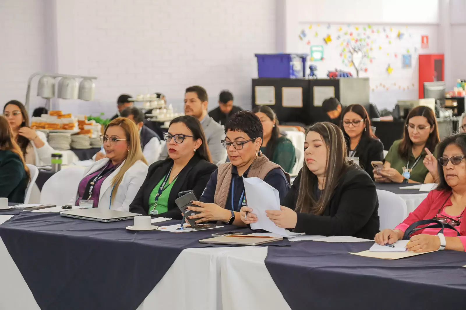 SBS - Preservación - Taller de temas de discusión de Niñez - 23