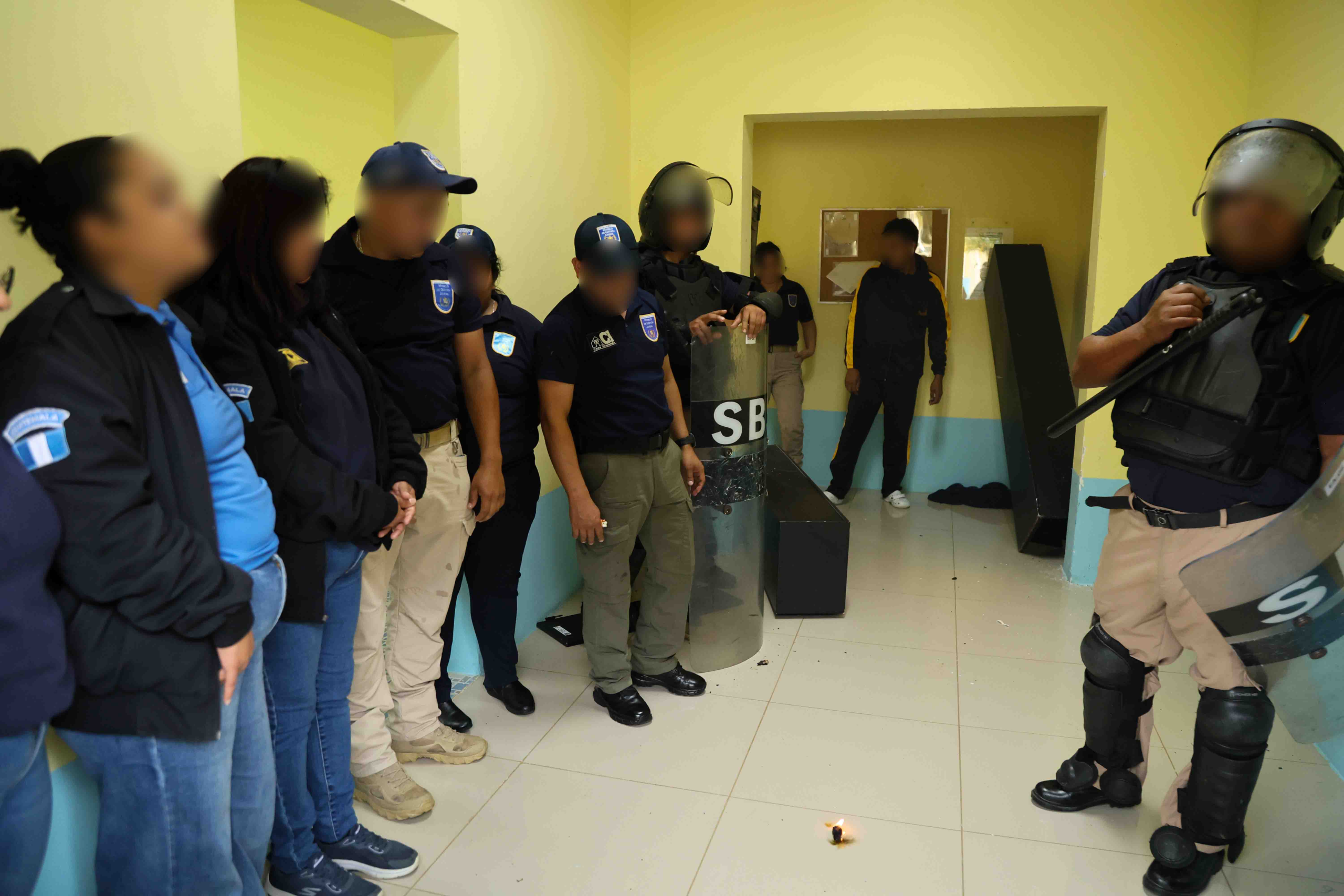 SIMULACRO MOTÍN Y FUGA CASA INTERMEDIA (28) SIMULACRO MOTÍN Y FUGA CASA INTERMEDIA (28)